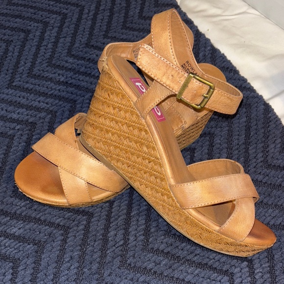 pop Shoes - Pop Tan Wedge Sandals